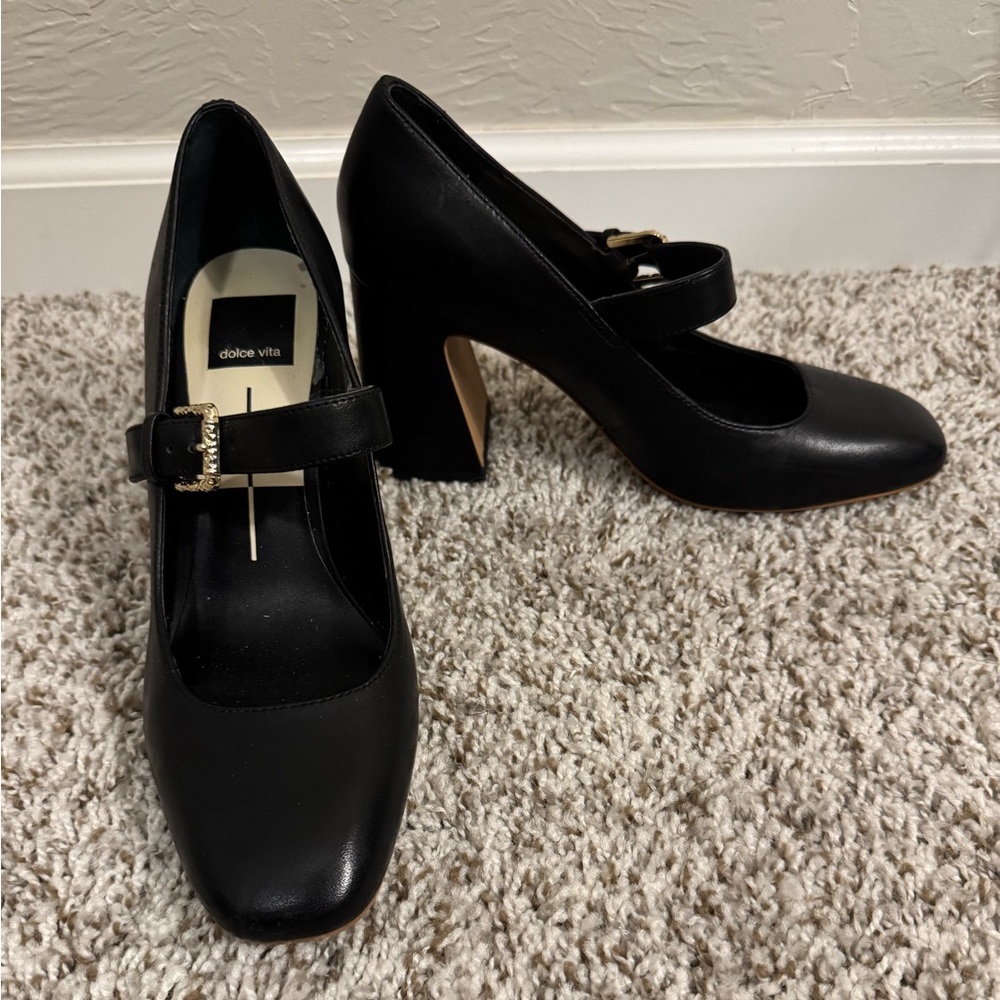 Dolce Vita Black Lakota Block Heel Sandals
